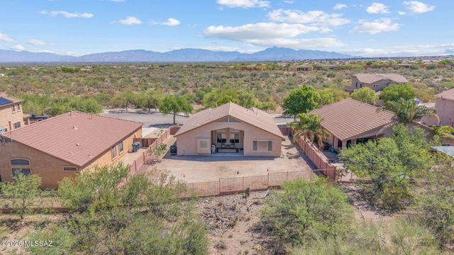17054 S Golden Sunrise Place, Corona De Tucson, AZ 85641