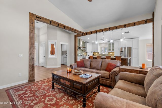 17054 S Golden Sunrise Place, Corona De Tucson, AZ 85641