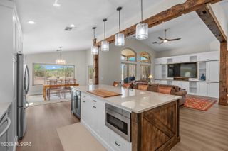 17054 S Golden Sunrise Place, Corona De Tucson, AZ 85641