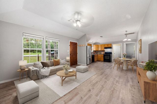 10443 Royal York Drive, Conroe, TX 77303