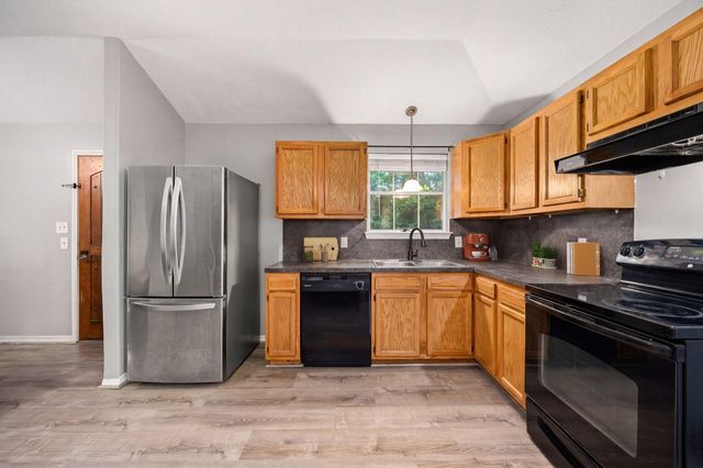 10443 Royal York Drive, Conroe, TX 77303