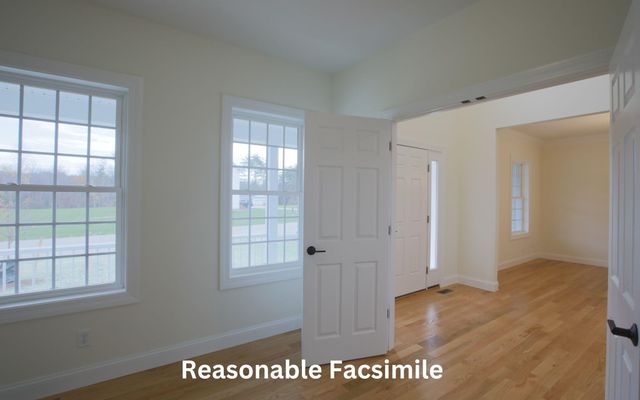 70 Lantern Drive, Sandown, NH 03873