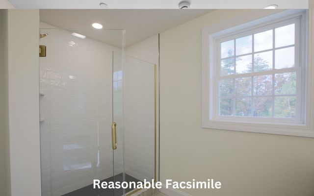 70 Lantern Drive, Sandown, NH 03873