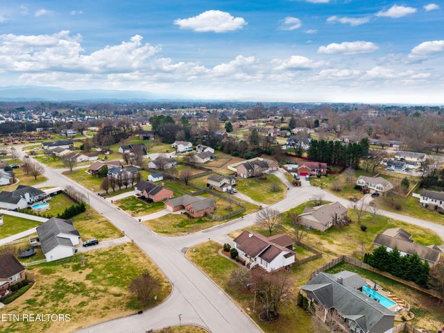 1739 Northfield Drive, Maryville, TN 37804