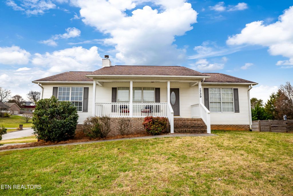 1739 Northfield Drive, Maryville, TN 37804