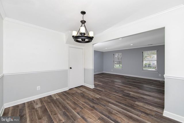 306 FOUNTAIN HALL CT, Mount Laurel, NJ 08054