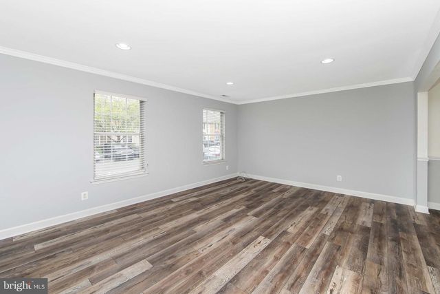 306 FOUNTAIN HALL CT, Mount Laurel, NJ 08054