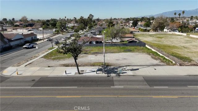 9098 Sierra, Fontana, CA 92335