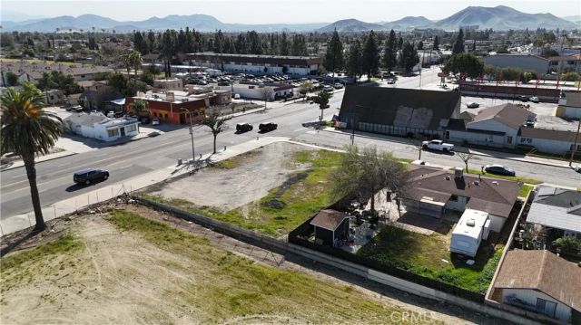 9098 Sierra, Fontana, CA 92335