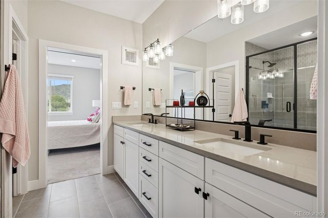 10062 W Victoria Place 205, Littleton, CO 80127