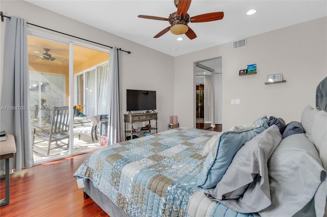 8200 NW 128th Ln 40B, Parkland, FL 33076