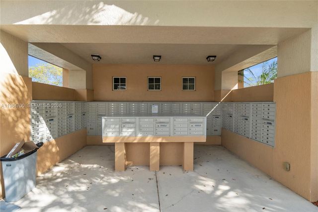 8200 NW 128th Ln 40B, Parkland, FL 33076