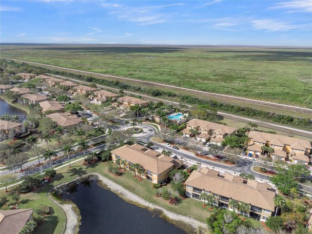 8200 NW 128th Ln 40B, Parkland, FL 33076