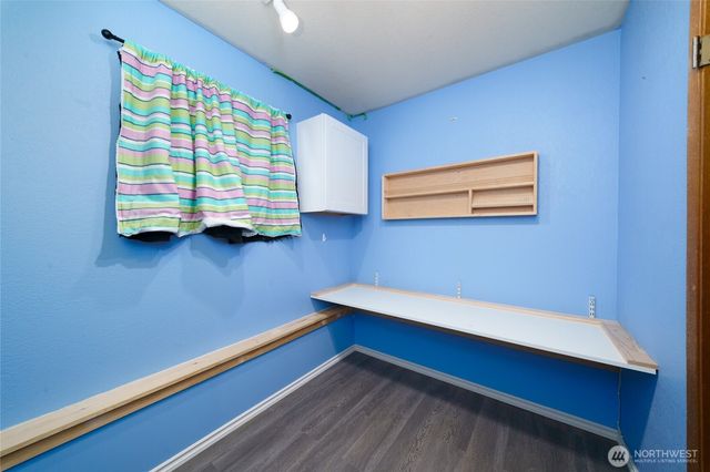 1225 SW Barrington Drive, Oak Harbor, WA 98277