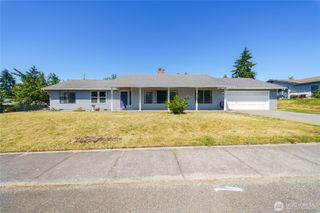 1225 SW Barrington Drive, Oak Harbor, WA 98277