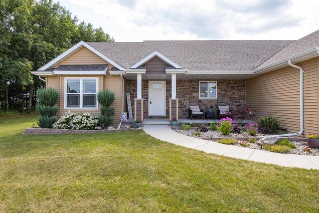 1158 BLACK OAK COURT, Hortonville, WI 54944