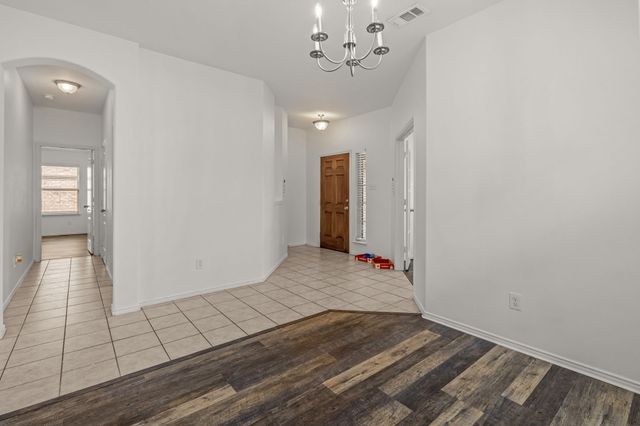 4716 Meadow Green Trail, Fort Worth, TX 76244