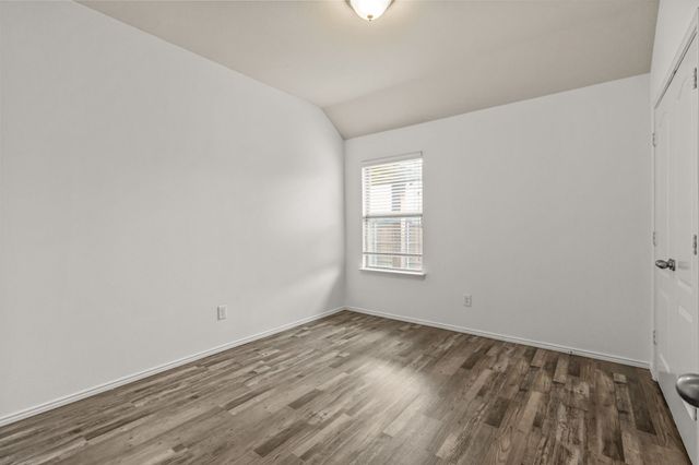 4716 Meadow Green Trail, Fort Worth, TX 76244