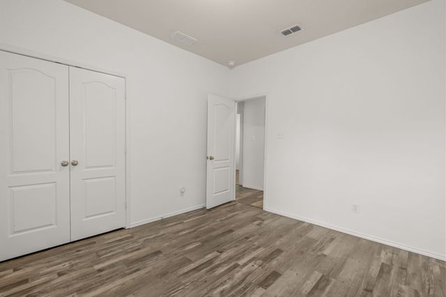 4716 Meadow Green Trail, Fort Worth, TX 76244