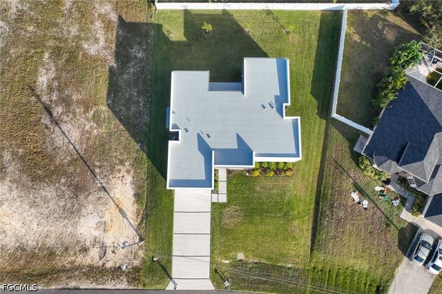 5 SW 26th PL, Cape Coral, FL 33991