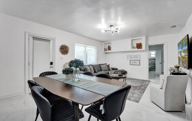 2001 Washington Street, Hollywood, FL 33020