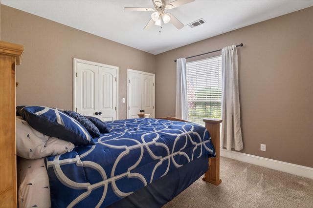 657 Hidden Lakes Boulevard, Gunter, TX 75058