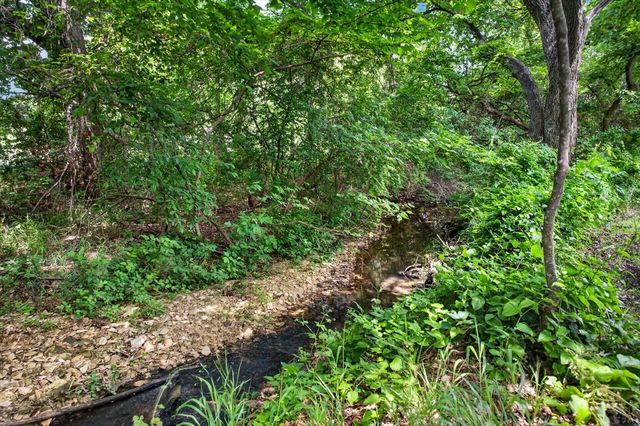 657 Hidden Lakes Boulevard, Gunter, TX 75058