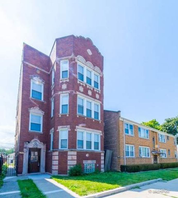 7806 S Winchester Avenue 3, Chicago, IL 60620