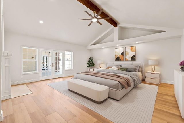 9008 Serrant Court, Bakersfield, CA 93311