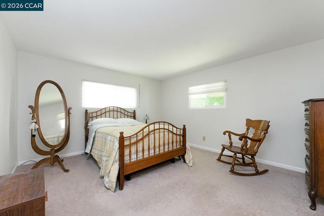 2322 Dalis Dr 201, Concord, CA 94520