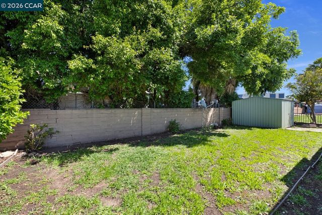2322 Dalis Dr 201, Concord, CA 94520