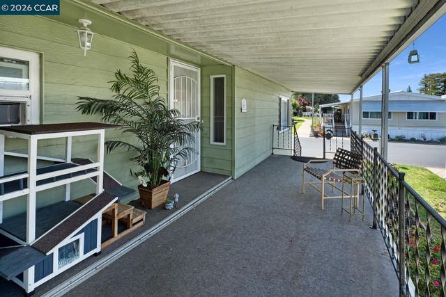 2322 Dalis Dr 201, Concord, CA 94520