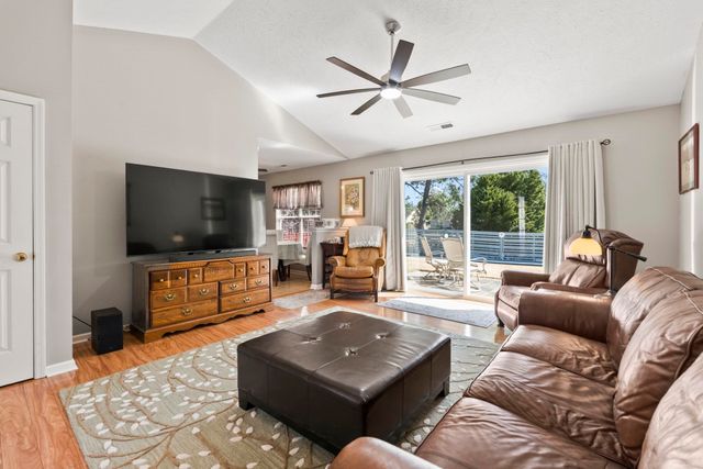 264 Pilothouse Dr., Myrtle Beach, SC 29577