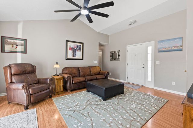 264 Pilothouse Dr., Myrtle Beach, SC 29577