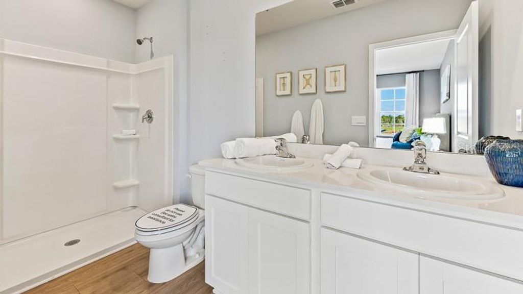 Image 12 of property listing at 6972 FLATWOOD PLUM COURT, Bradenton, FL 34202