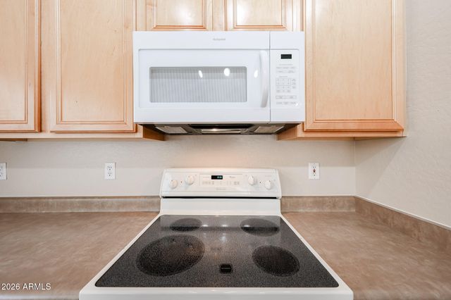 16183 W WINCHCOMB Drive, Surprise, AZ 85379