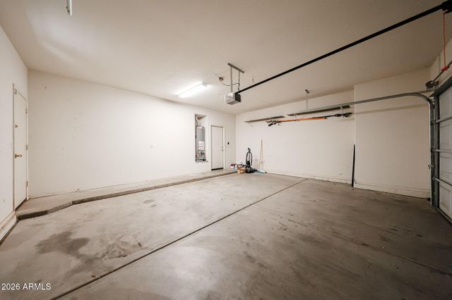 16183 W WINCHCOMB Drive, Surprise, AZ 85379