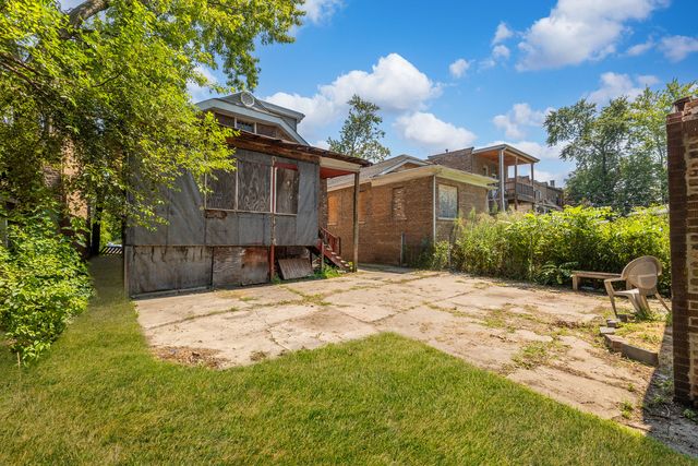 7028 S Carpenter Street, Chicago, IL 60621