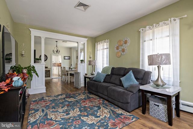 450 WALNUT ST, Audubon, NJ 08106