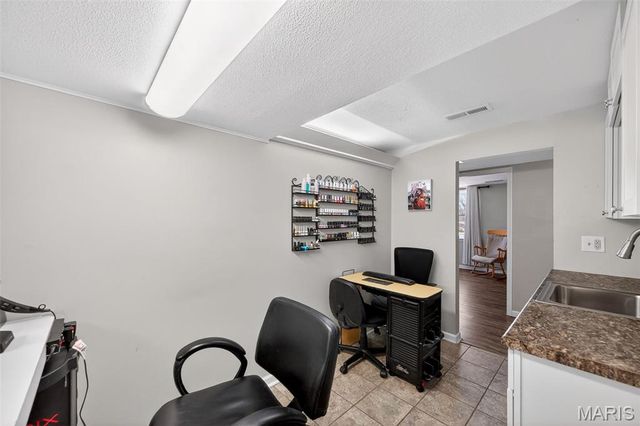 893 Napoli Drive, Ballwin, MO 63021