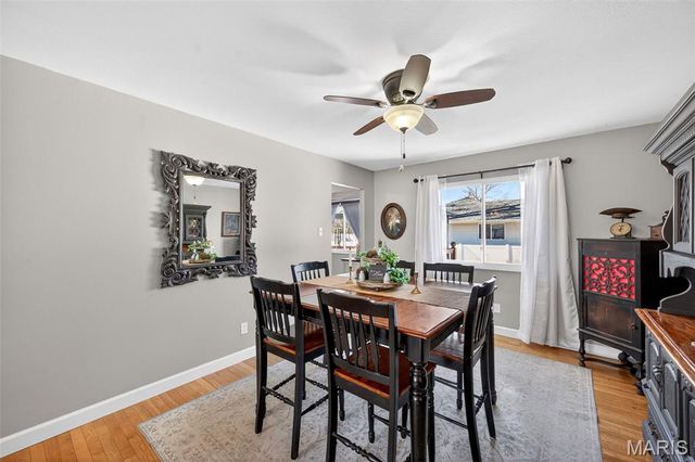 893 Napoli Drive, Ballwin, MO 63021