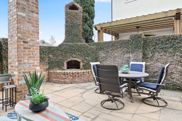 219 Hidden Grove Place, Lafayette, LA 70503