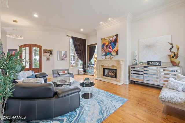 219 Hidden Grove Place, Lafayette, LA 70503