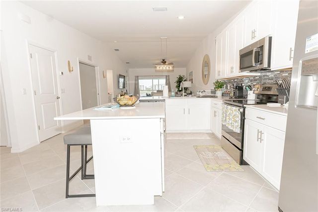 5427 Double Eagle DR 2822, Ave Maria, FL 34142