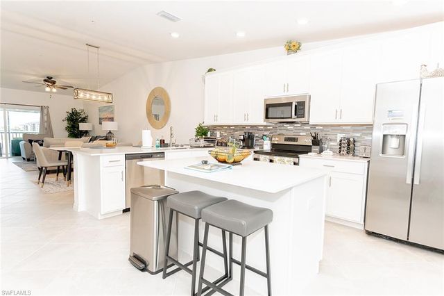 5427 Double Eagle DR 2822, Ave Maria, FL 34142