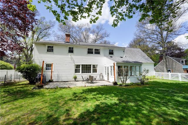 45 Parkridge Drive, Pittsford, NY 14534
