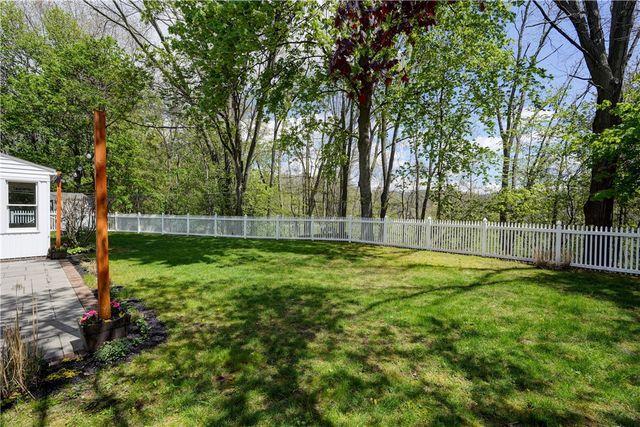 45 Parkridge Drive, Pittsford, NY 14534