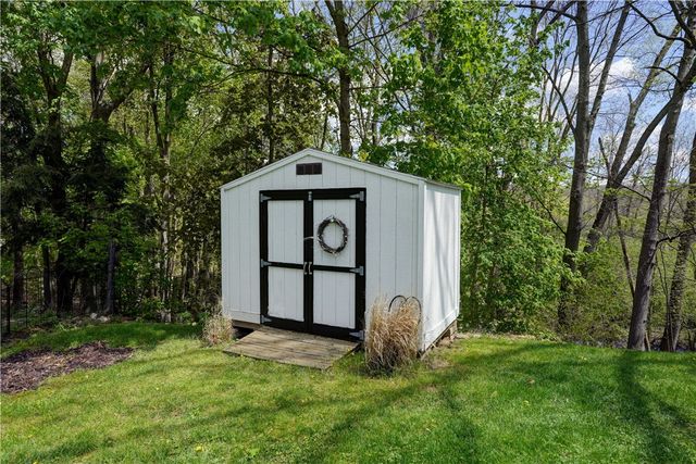 45 Parkridge Drive, Pittsford, NY 14534