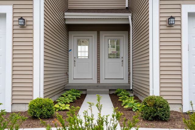 513 Amherst Drive, Sycamore, IL 60178