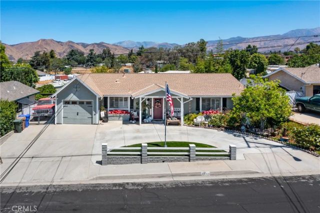 34336 Pecan Ave, Yucaipa, CA 92399